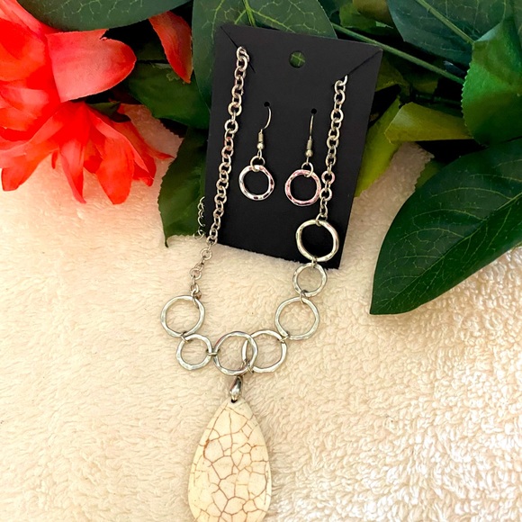 💎Necklace & earring set💎